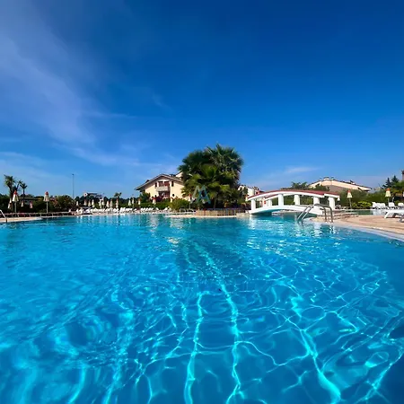 - 3 Piscine E Terrazza Privata Lejlighed